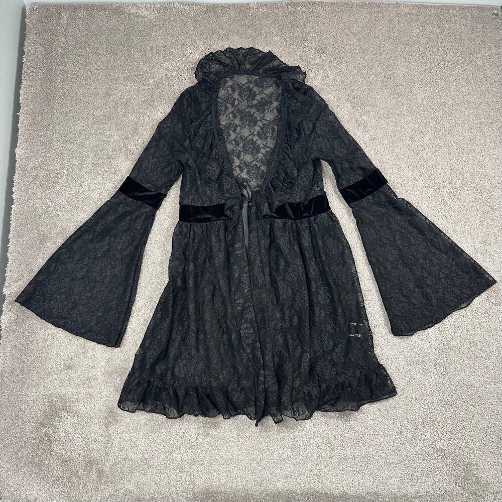 Romwe Black Lace Kimono Robe Velvet Trim Bell Sleeve Ruffle Collar Witchy Size M